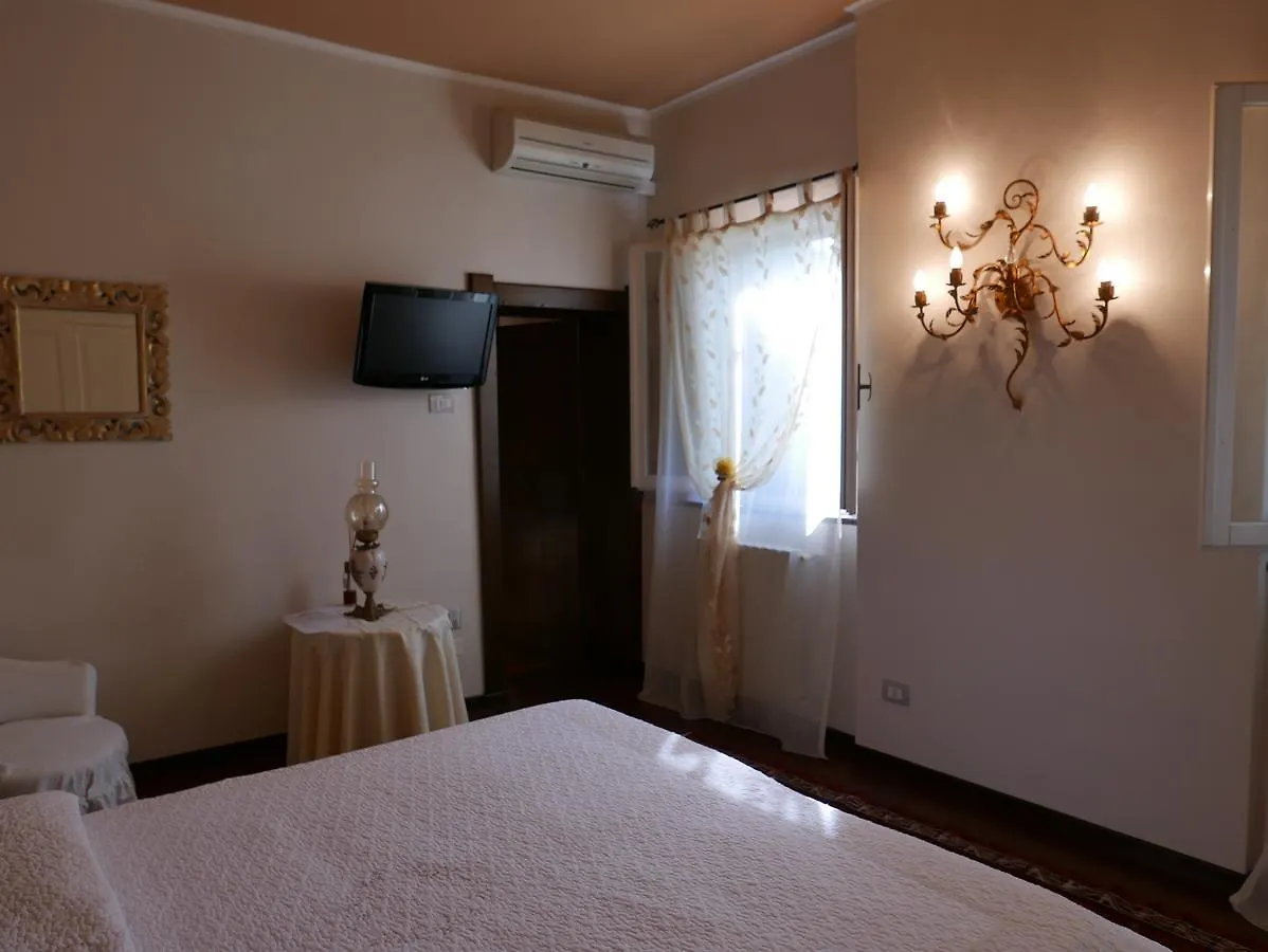 La Corte Dei Ducati Hotel Comacchio 0*,